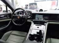 Porsche Panamera 4