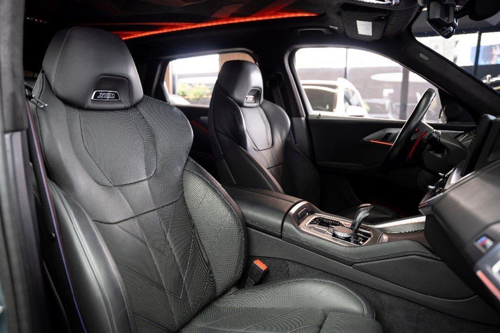 BMW XM
