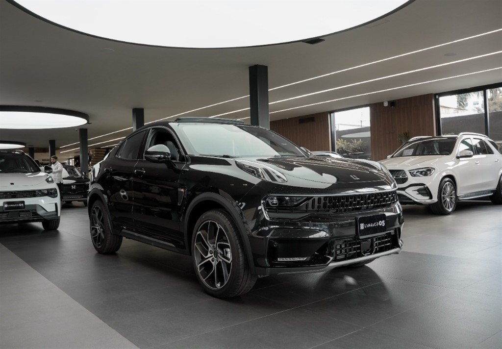 Lynk CO 05