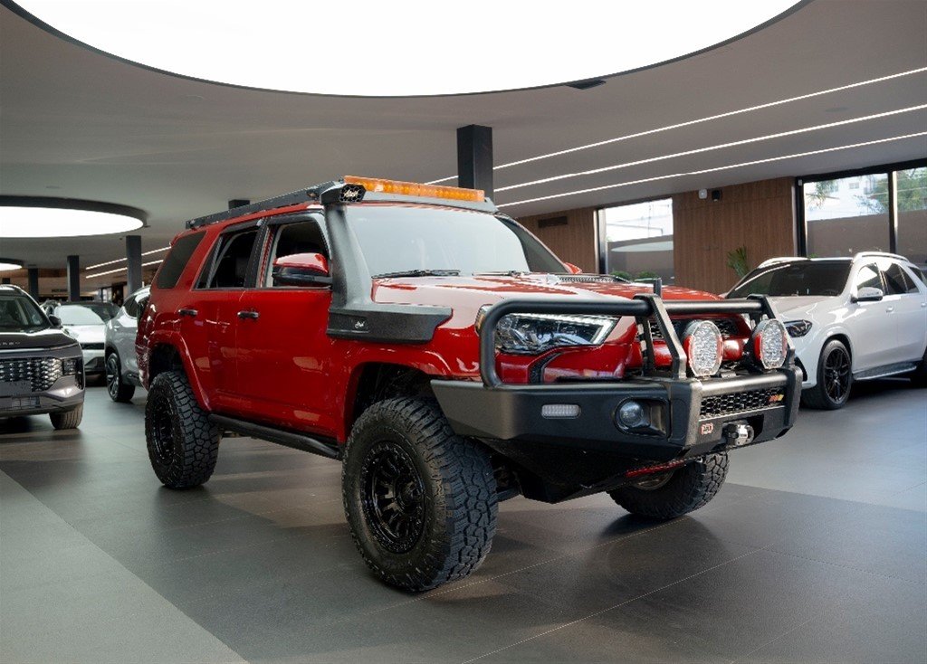 Toyota 4 Runner SR5