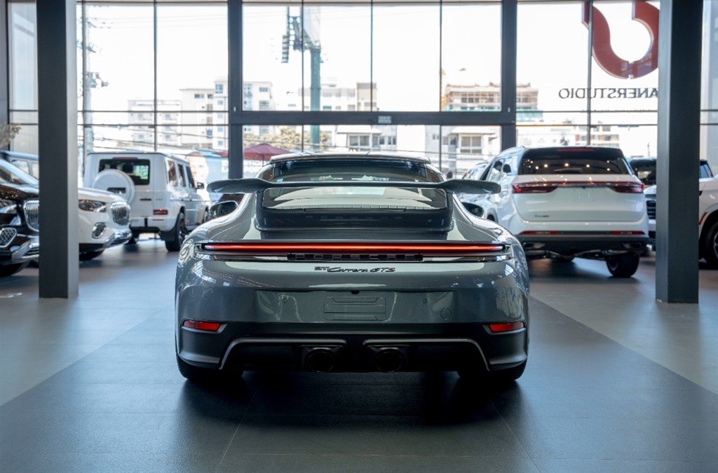 Porsche 911 Carrera GTS