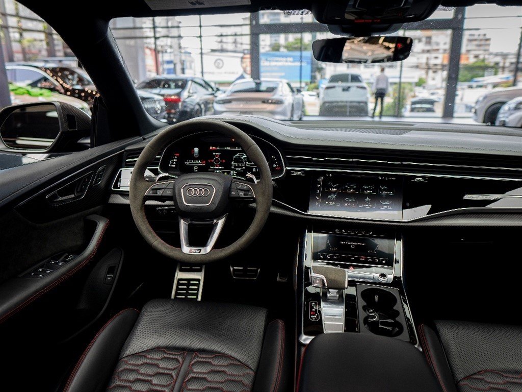 Audi RS Q8