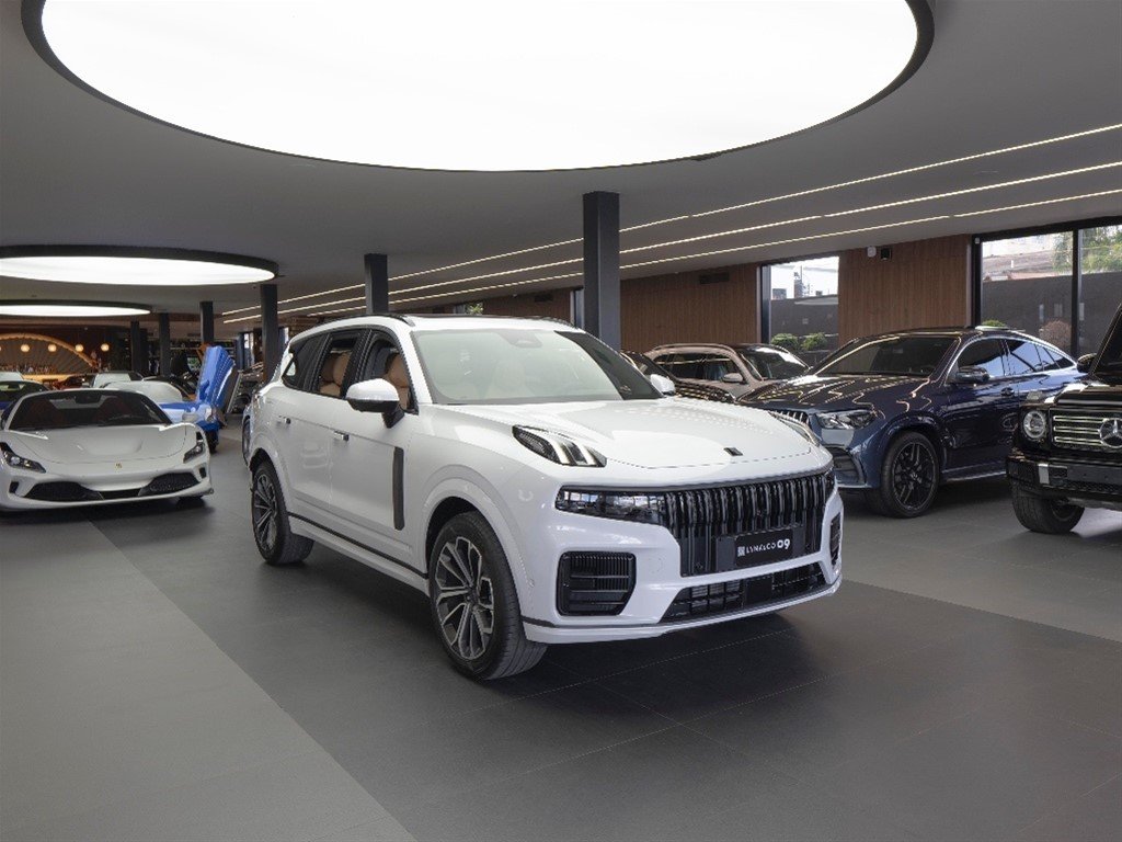 Lynk CO 09 Halo