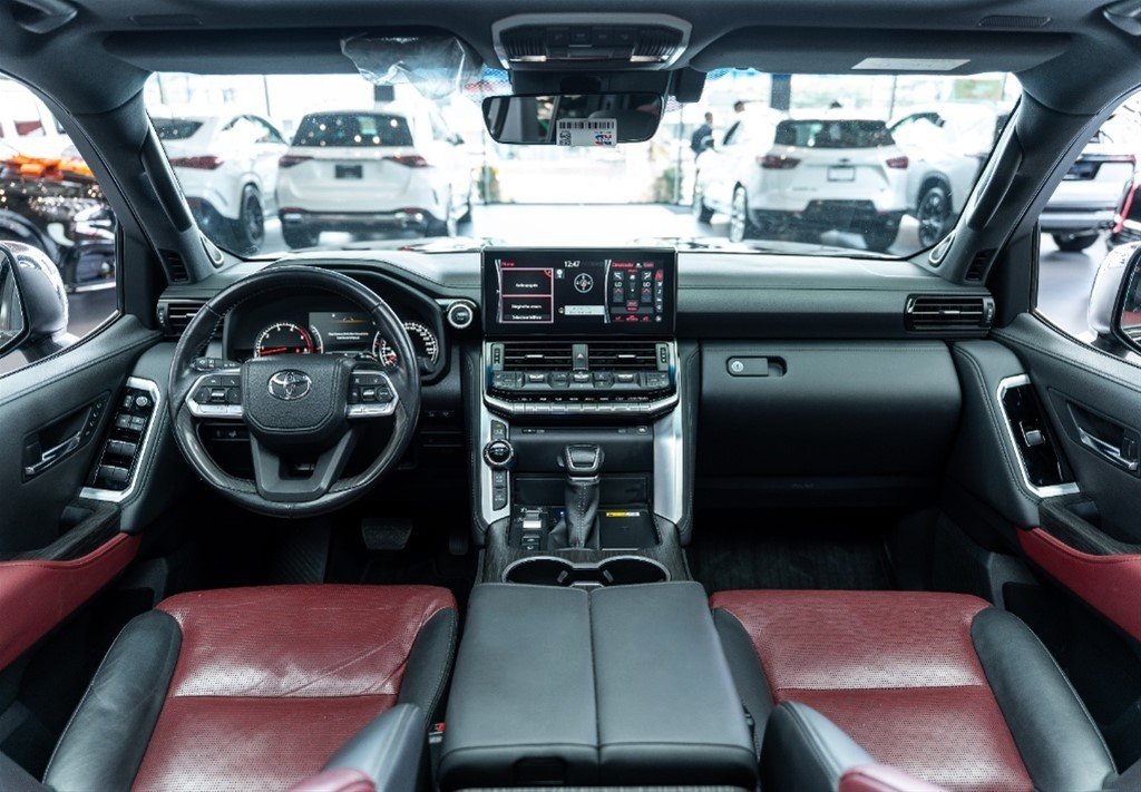 Toyota Land Cruiser VXR