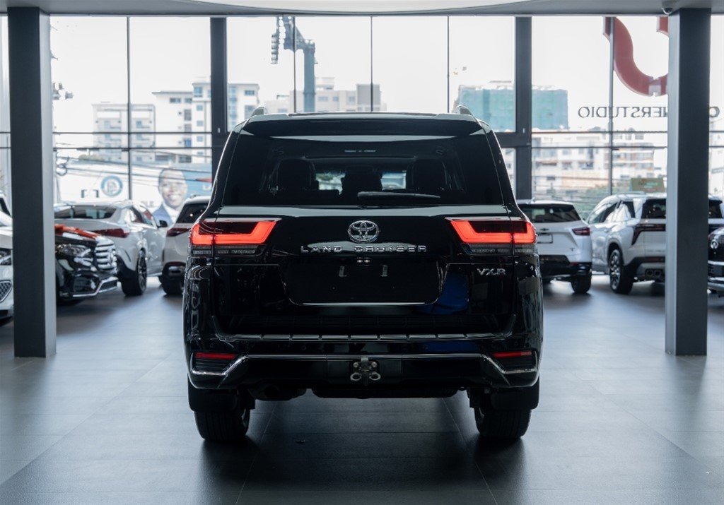 Toyota Land Cruiser VXR
