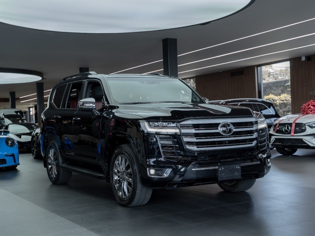 Toyota Land Cruiser VXR