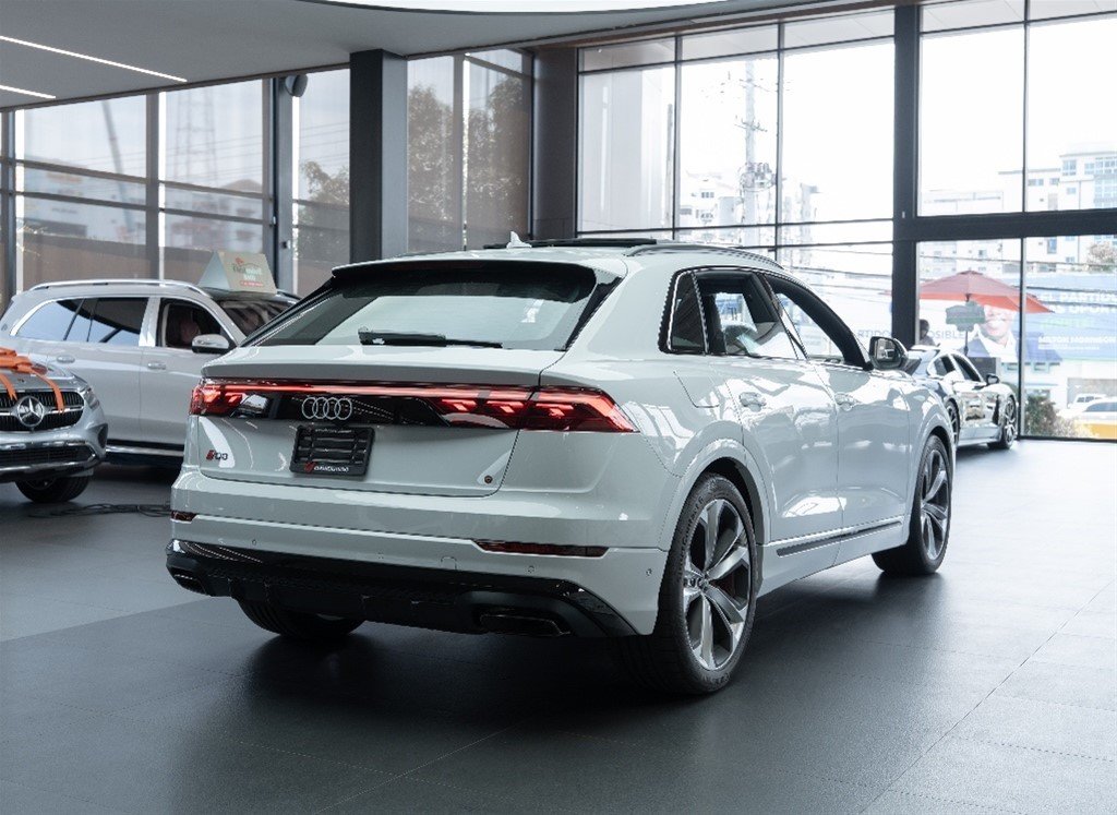 Audi Q8 Sline