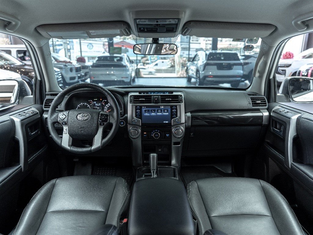 Toyota 4 Runner SR5