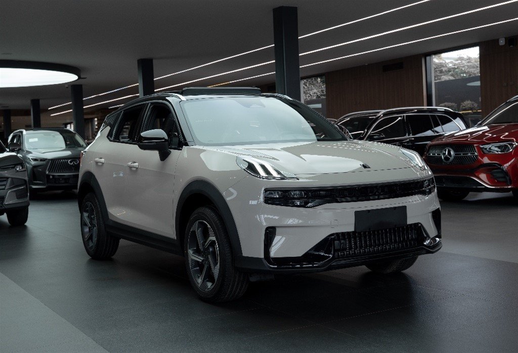 Lynk CO 06 Hyper Halo
