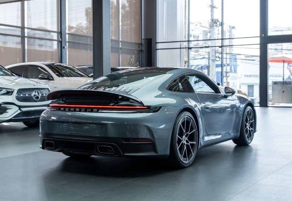 Porsche 911 Carrera — foto 6