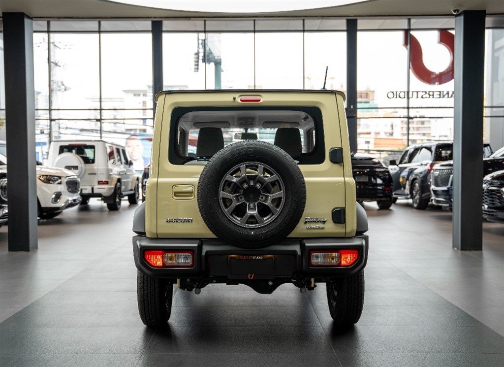Suzuki Jimny — foto 8