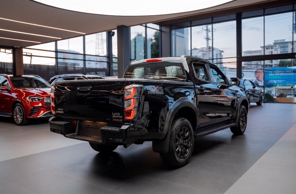 Isuzu DMAX LSE — foto 3