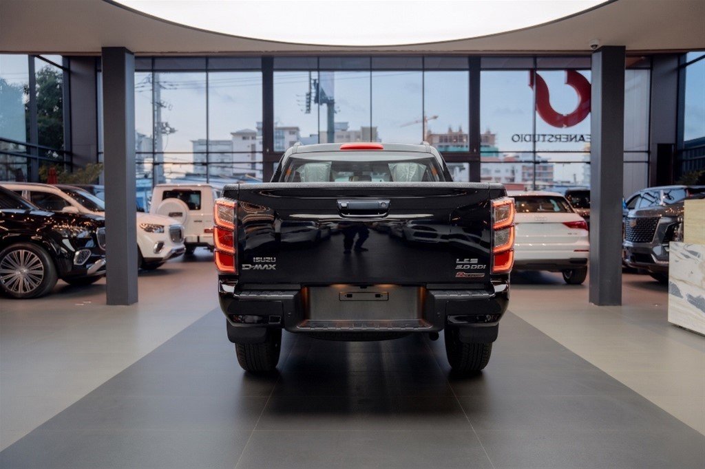 Isuzu DMAX LSE — foto 10