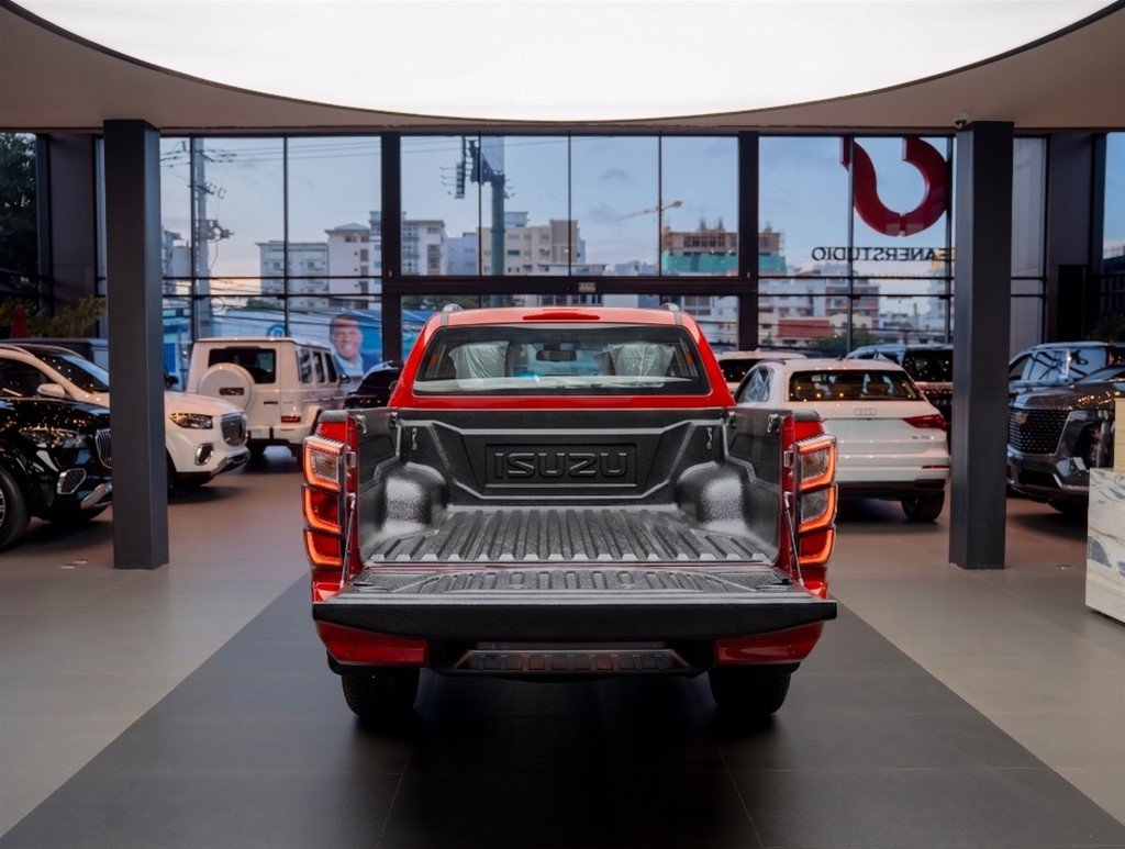 Isuzu DMAX LSE — foto 9