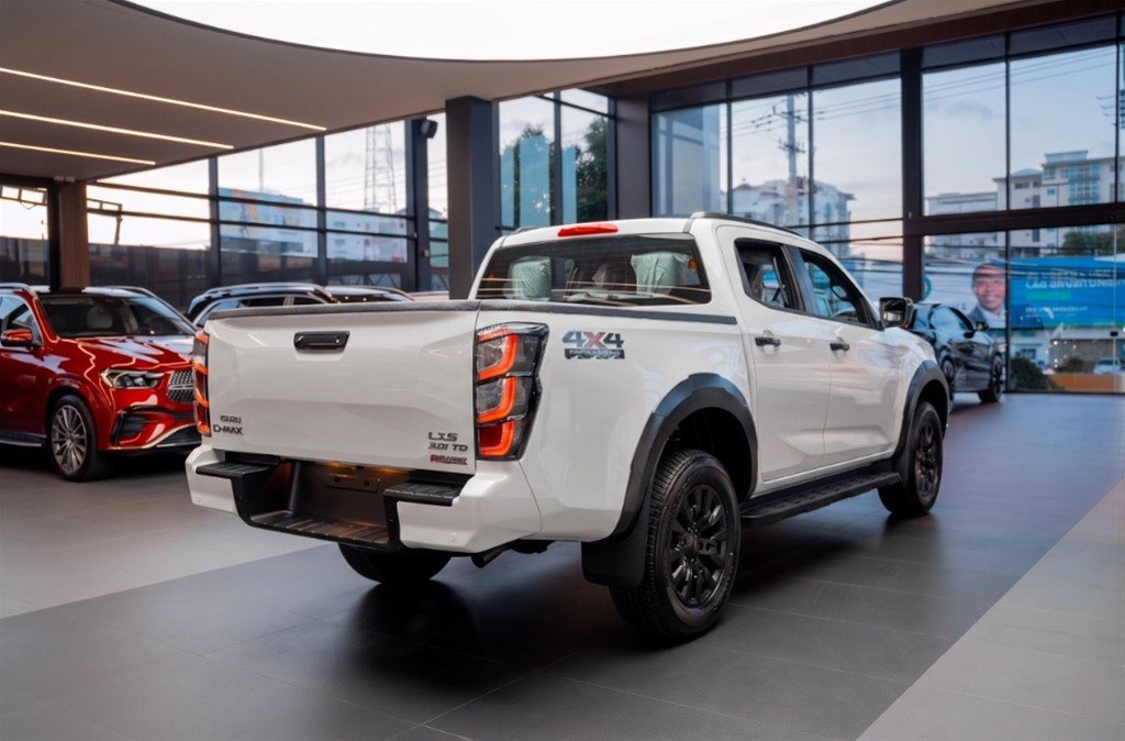 Isuzu DMAX LSE — foto 2