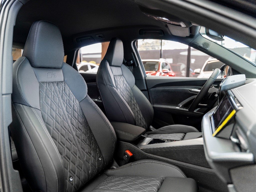 Audi Q5 Sportback — foto 6