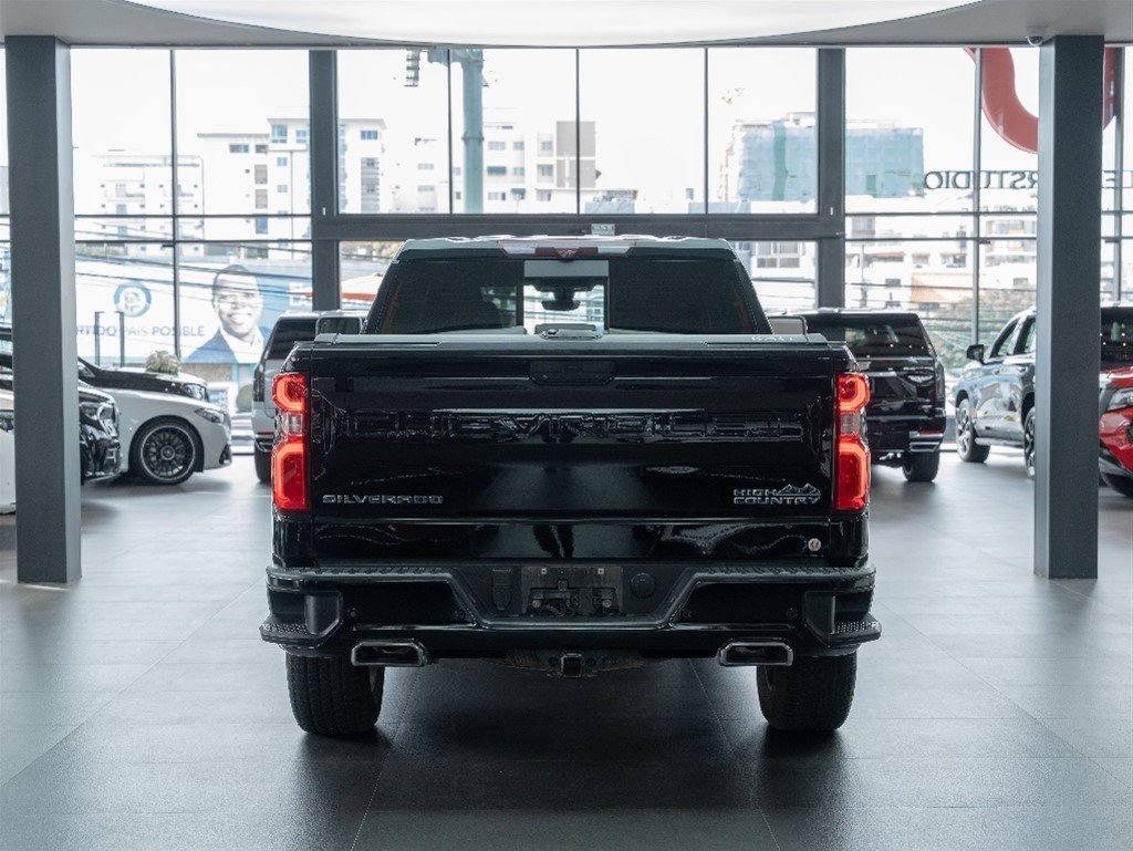 Chevrolet Silverado High Country — foto 9