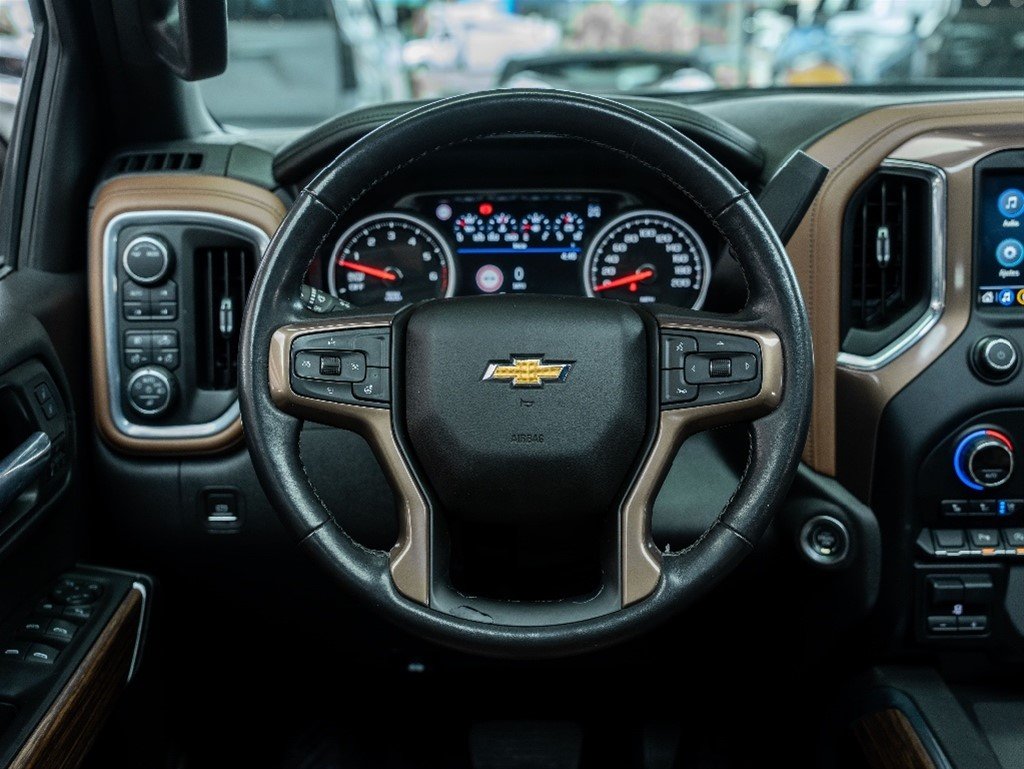 Chevrolet Silverado High Country — foto 11