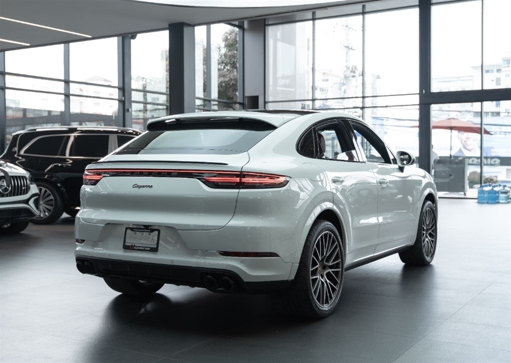 Porsche Cayenne Coupe — foto 6