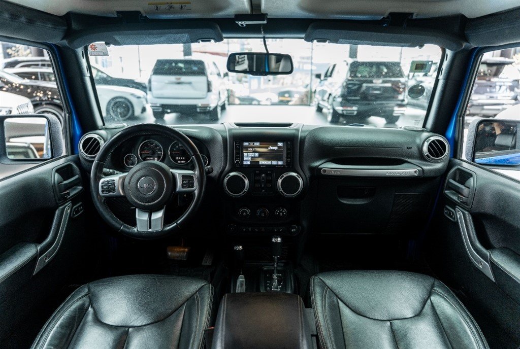 Jeep Wrangler — foto 11