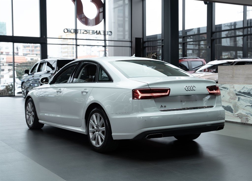 Audi A6 — foto 4