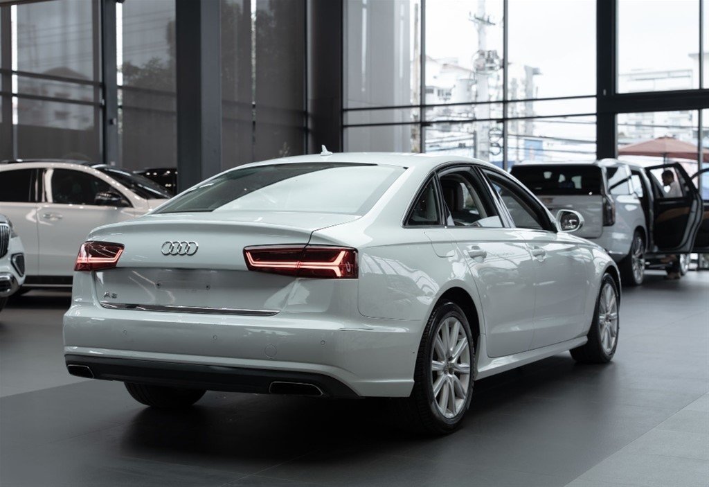Audi A6 — foto 6