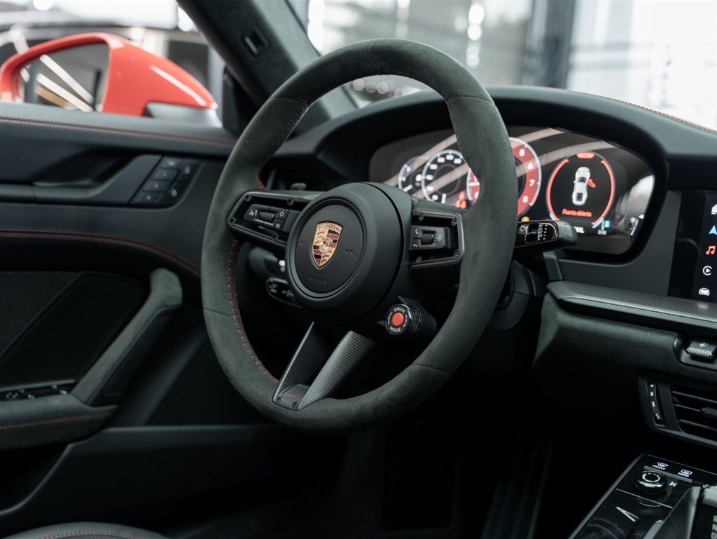 Porsche 911 Carrera GTS — foto 3