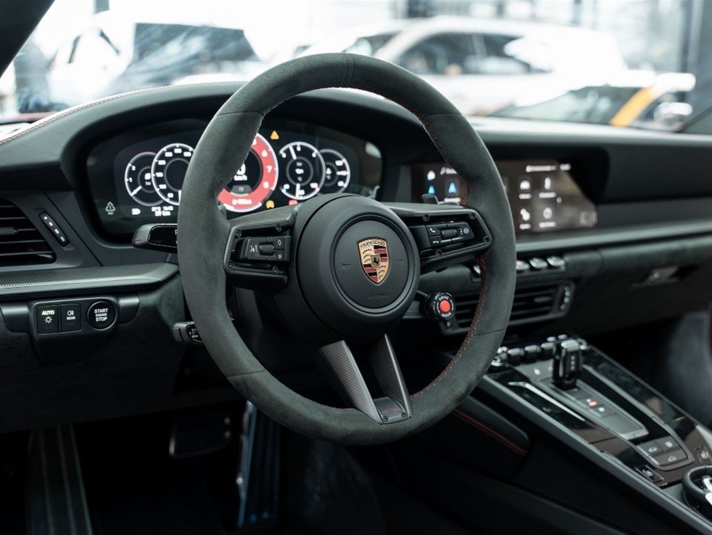 Porsche 911 Carrera GTS — foto 6