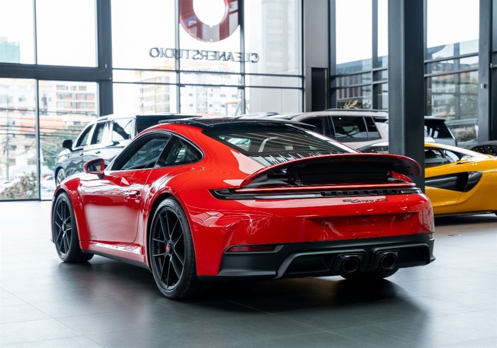 Porsche 911 Carrera GTS — foto 8
