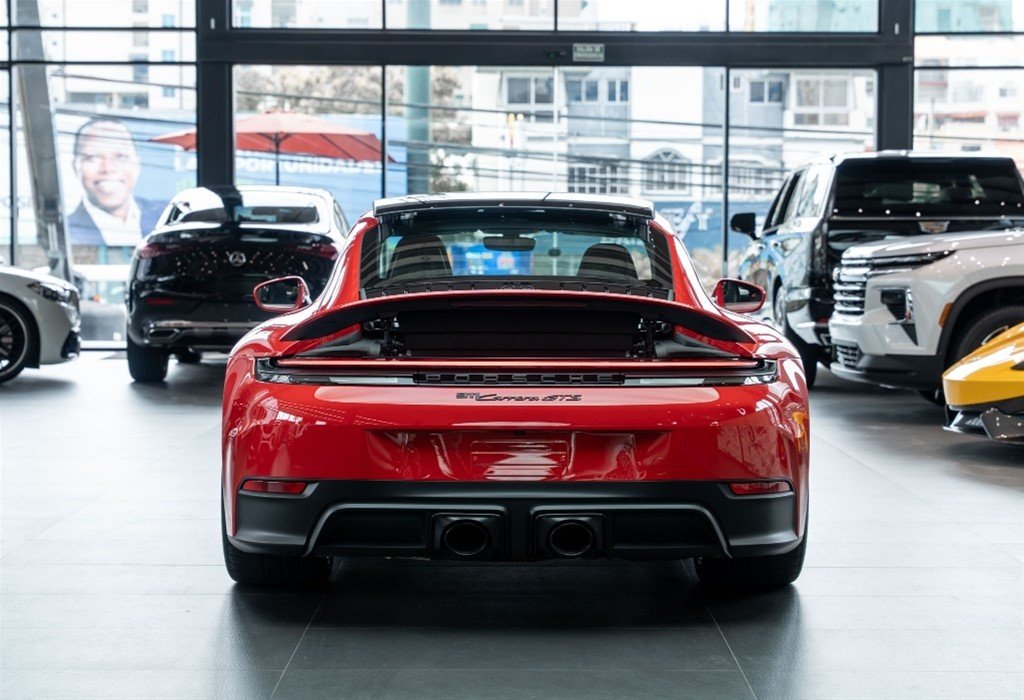 Porsche 911 Carrera GTS — foto 9