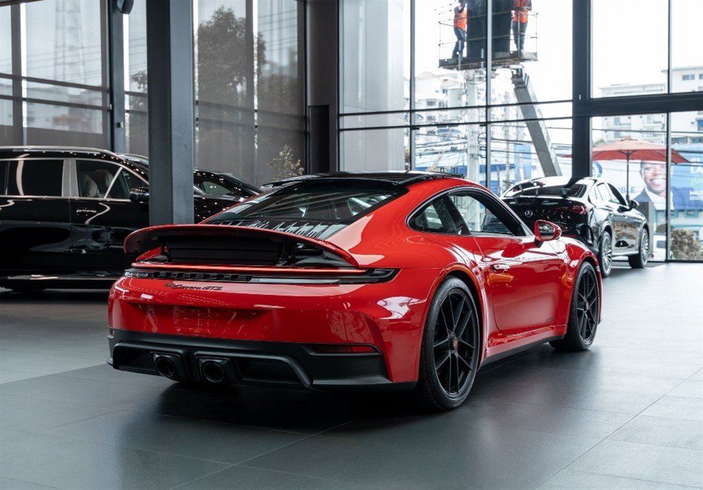 Porsche 911 Carrera GTS — foto 11