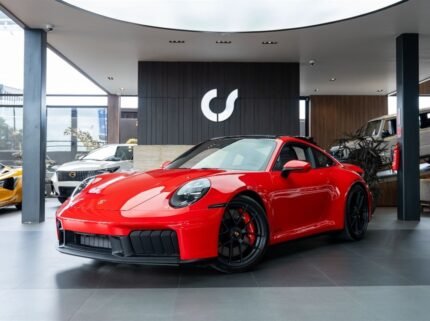 Porsche 911 Carrera GTS