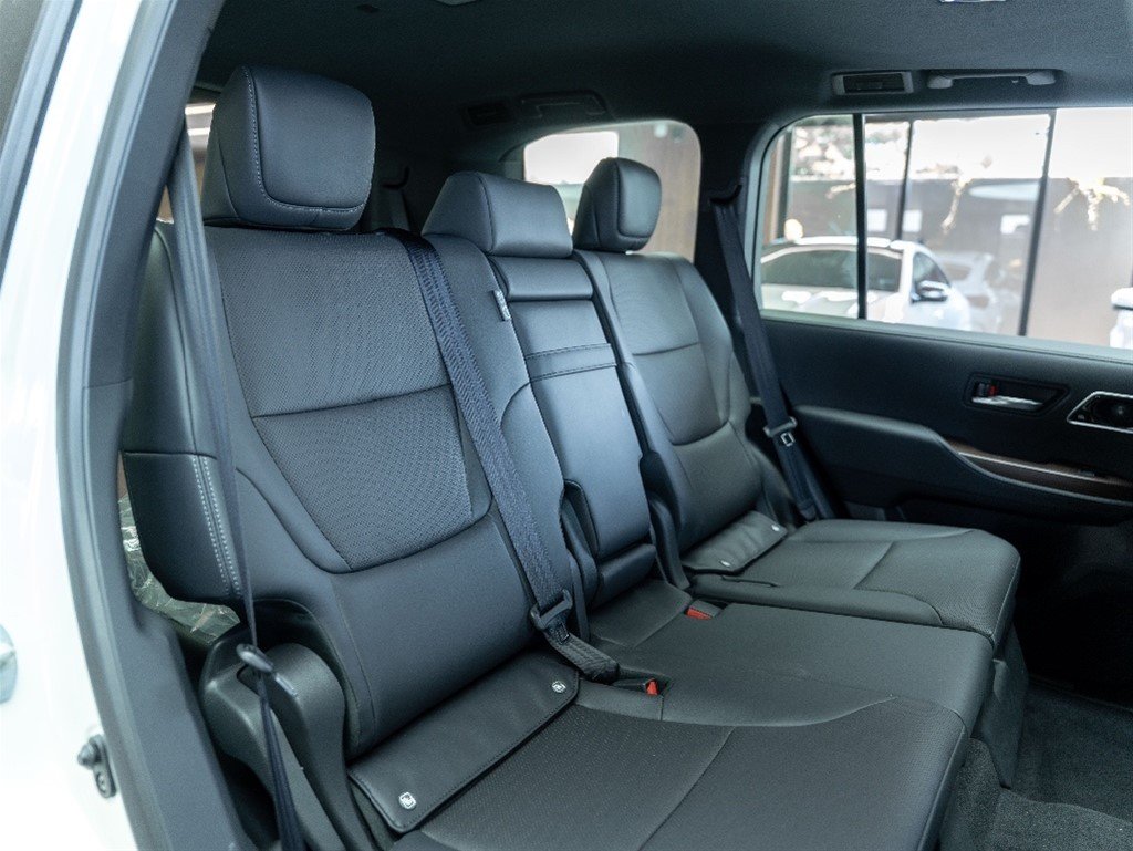 Toyota Land Cruiser — foto 11