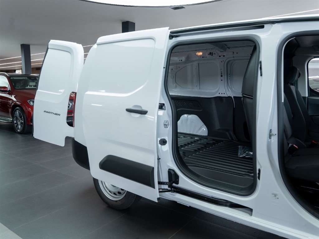Peugeot Partner — foto 8