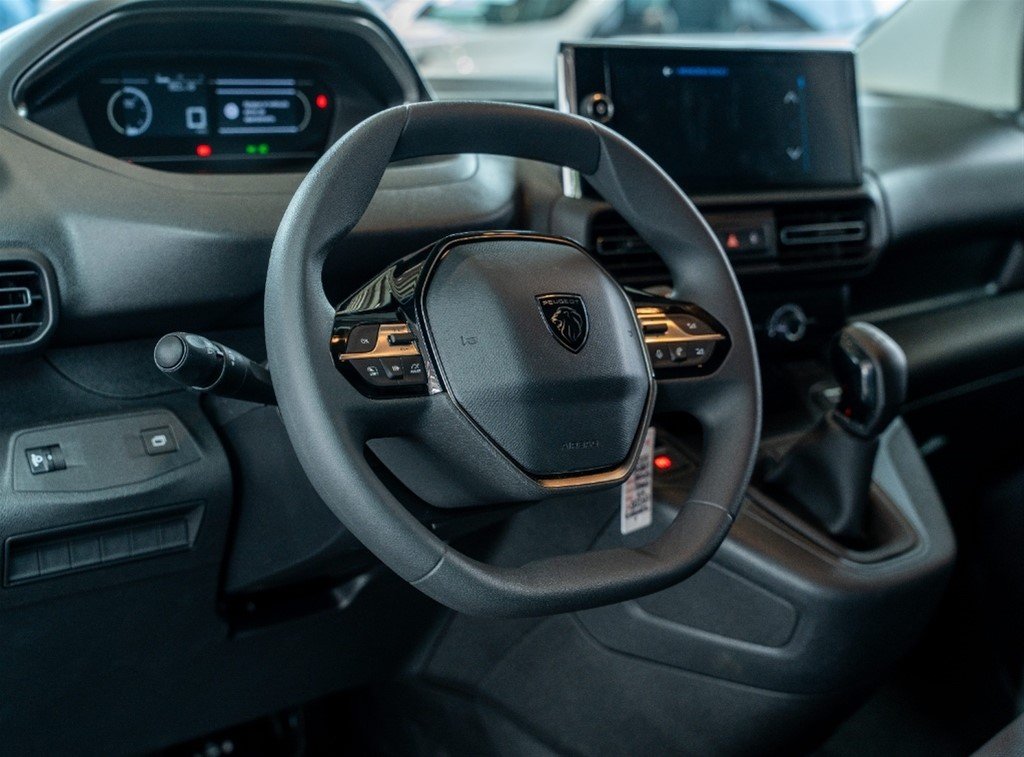 Peugeot Partner — foto 10