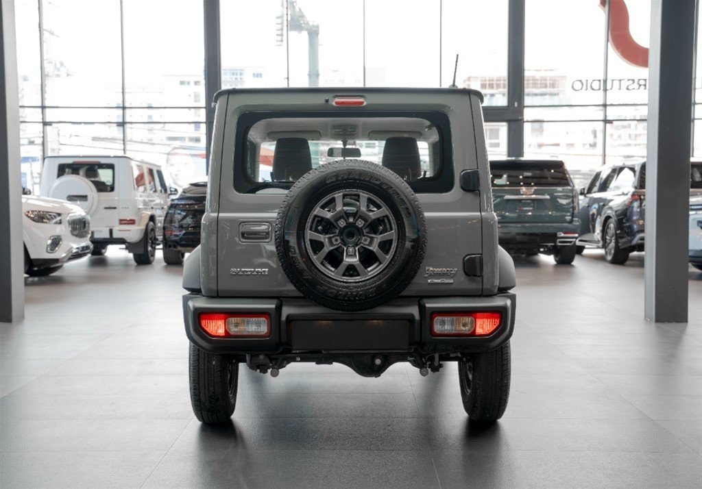 Suzuki Jimny — foto 4