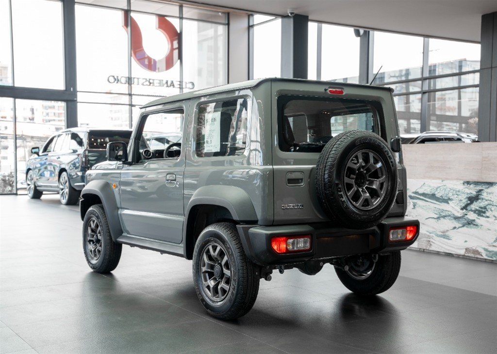 Suzuki Jimny — foto 5