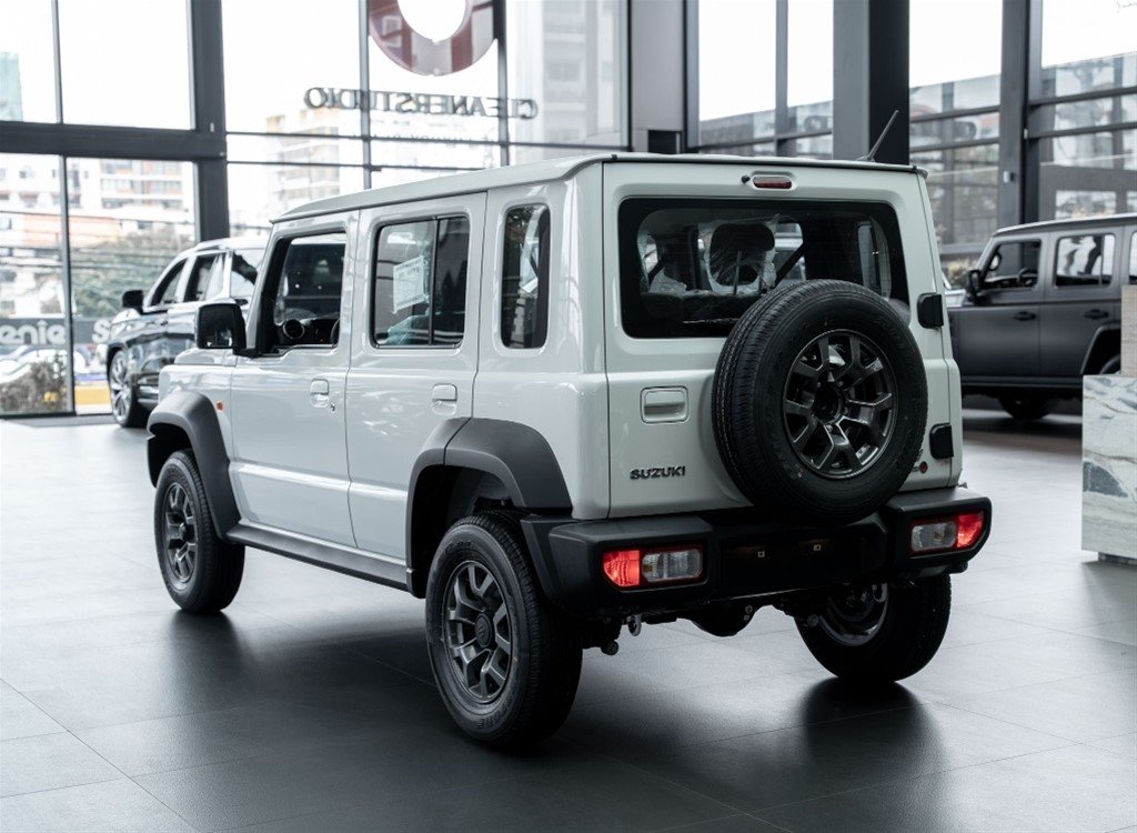 Suzuki Jimny — foto 2