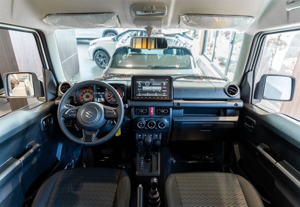Suzuki Jimny — foto 9