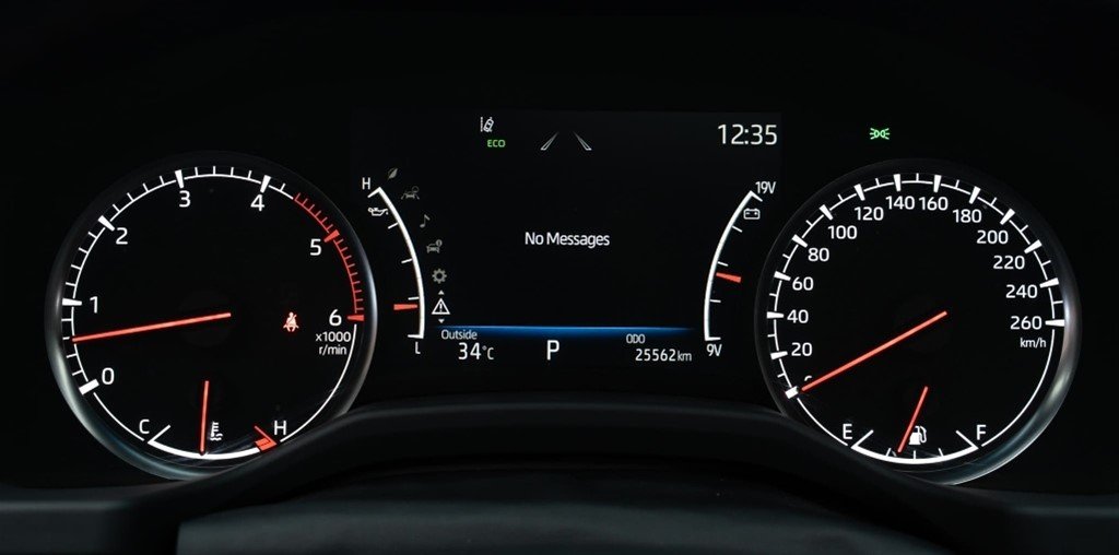 Toyota Land Cruiser 300 VX-R — foto 12