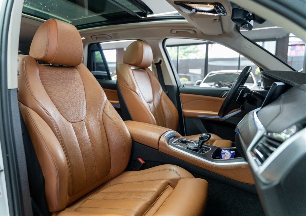 BMW X 5 40i — foto 8