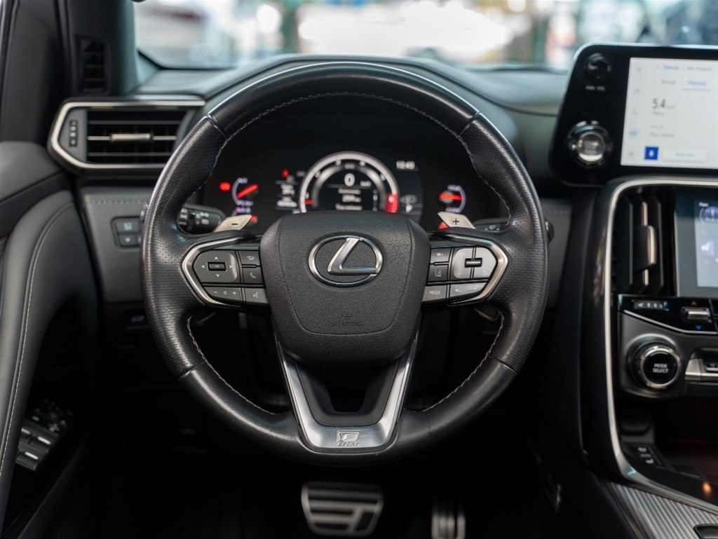 Lexus LX 600 Sport — foto 3