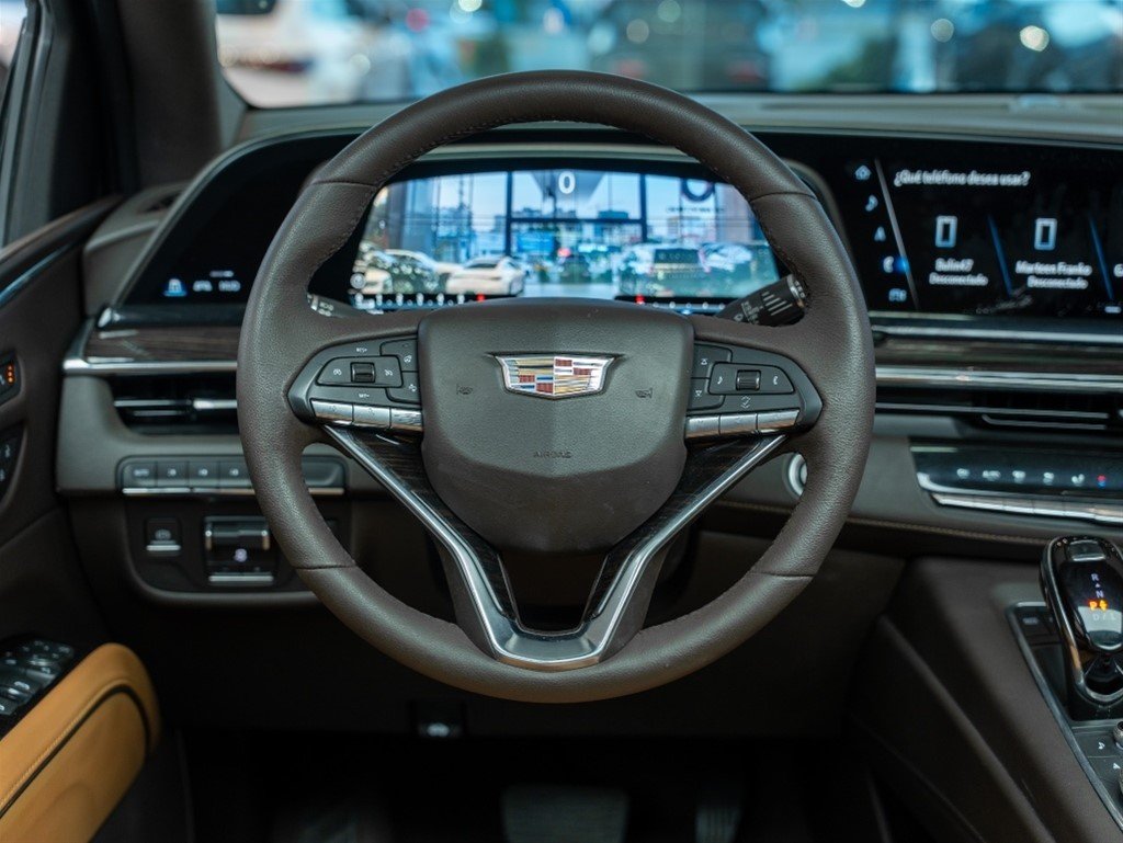 Cadillac Escalade Luxury Short — foto 2
