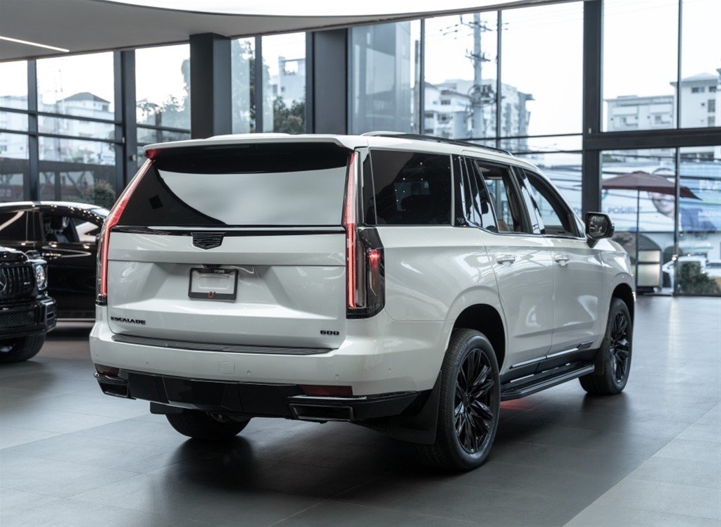 Cadillac Escalade Luxury Short — foto 9