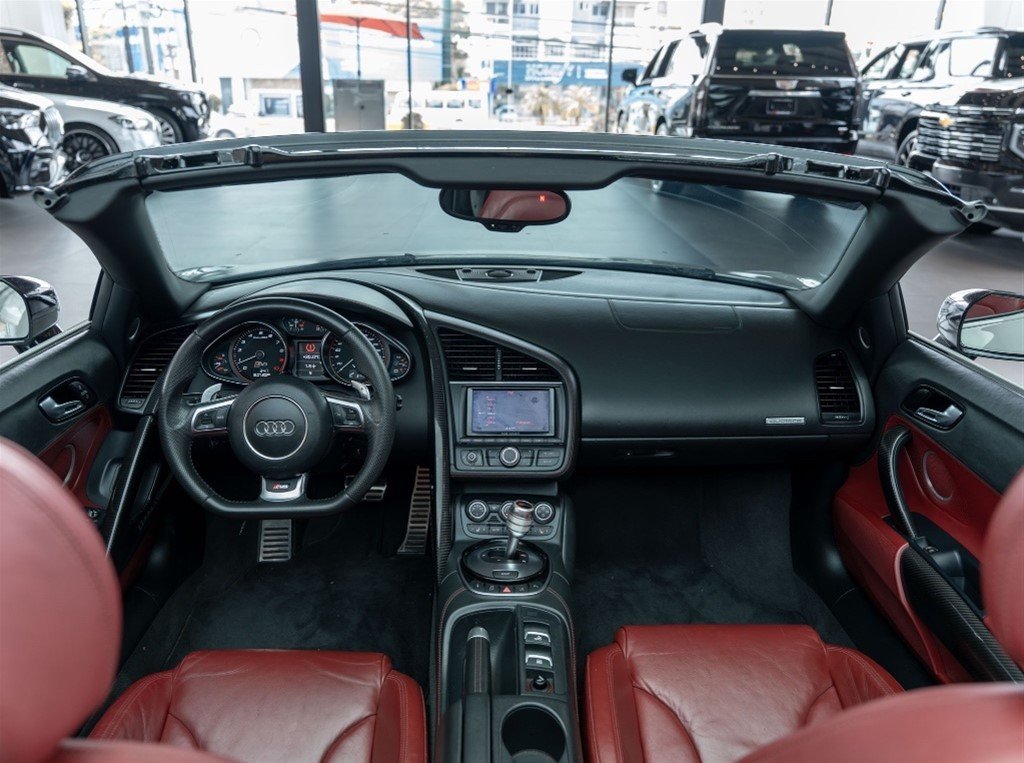 Audi R8 V10 Spyder — foto 3
