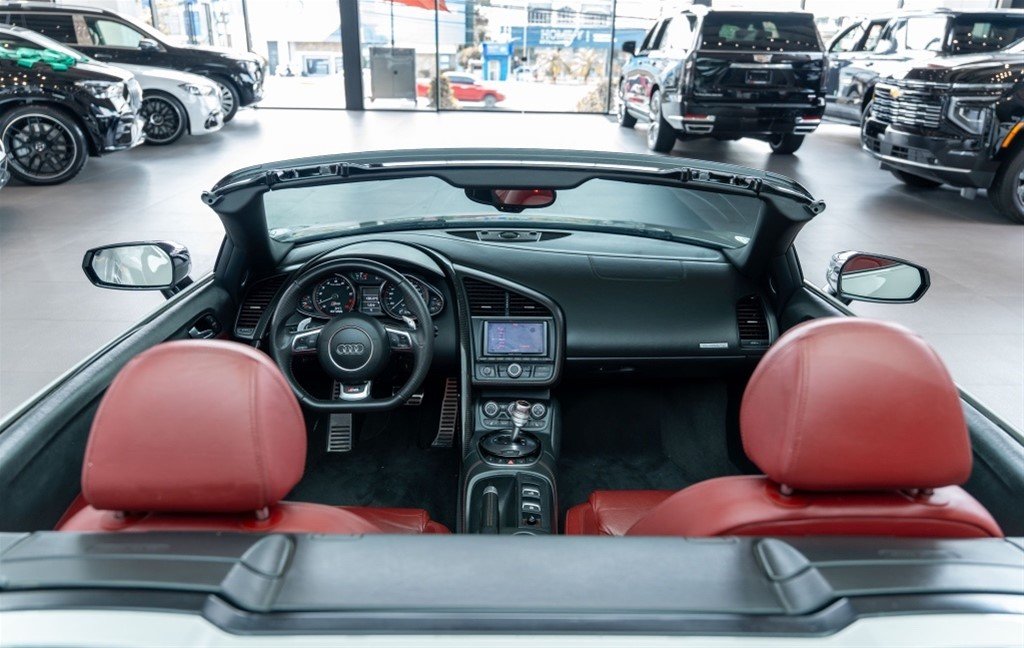 Audi R8 V10 Spyder — foto 4