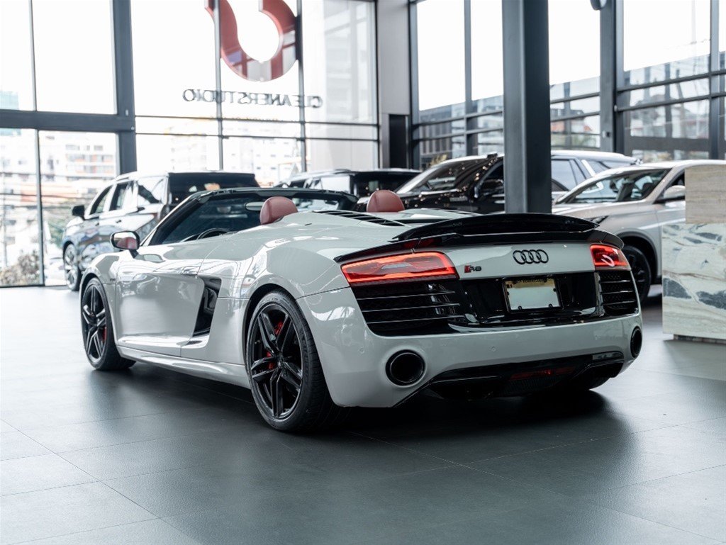 Audi R8 V10 Spyder — foto 5