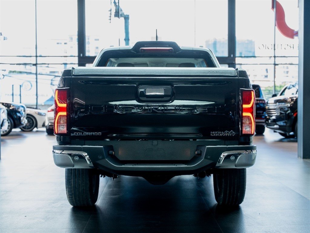 Chevrolet Colorado Highcountry — foto 7