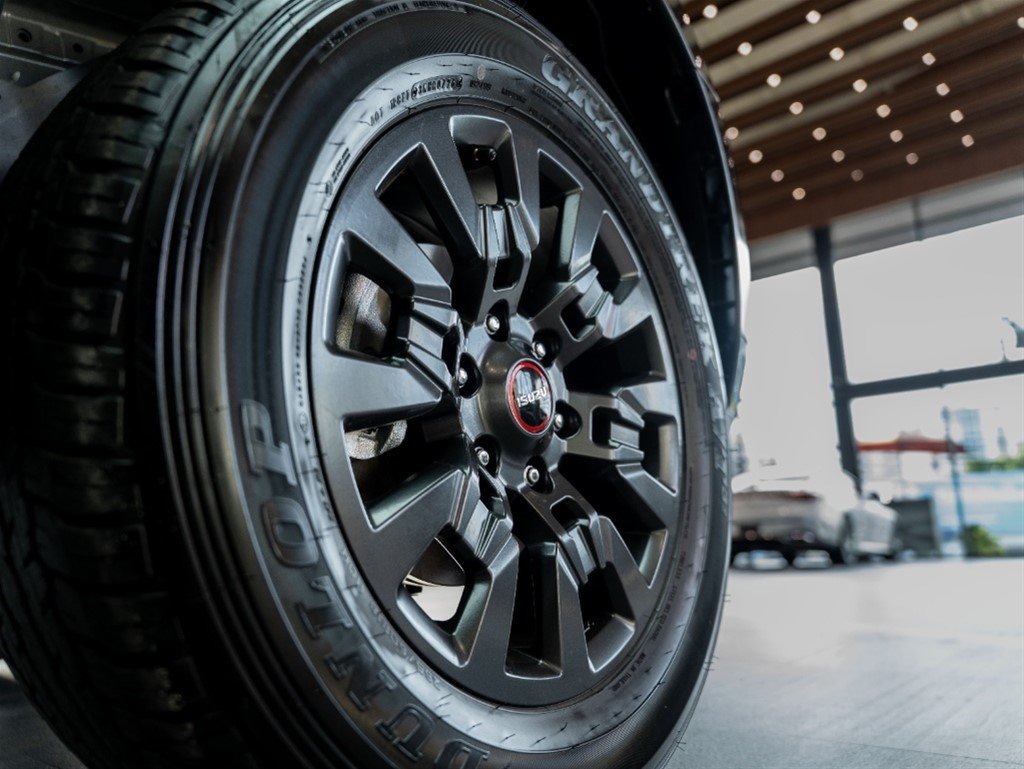 Isuzu DMAX LSE — foto 6