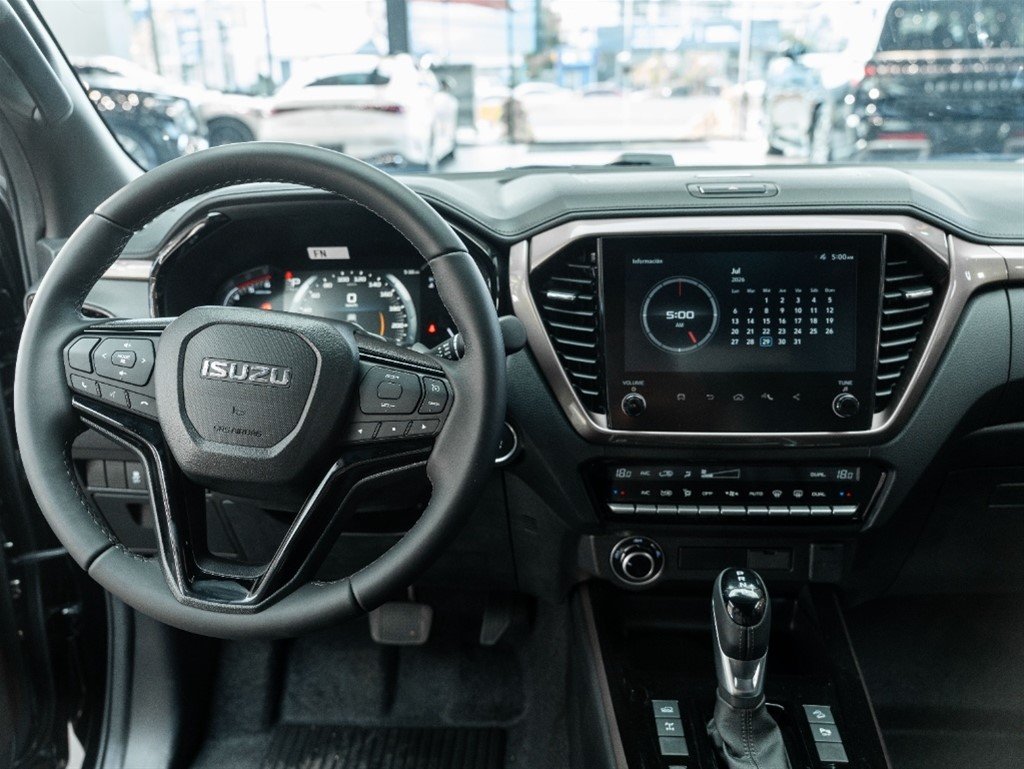 Isuzu DMAX LSE — foto 9